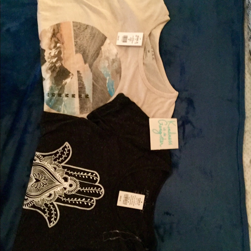NWT Women’s M Tees